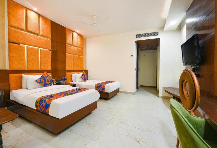 Fabhotel Billion Inn