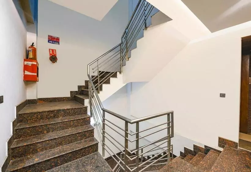 Fabhotel Billion Inn