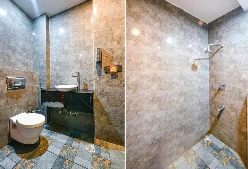 Fabhotel Billion Inn