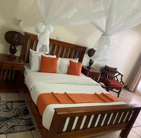 هتل Ilala Crest Lodge