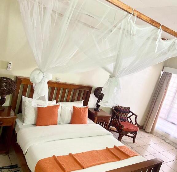 هتل Ilala Crest Lodge