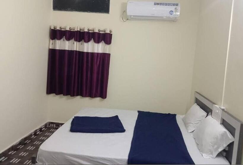 酒店 Viram Pure Veg