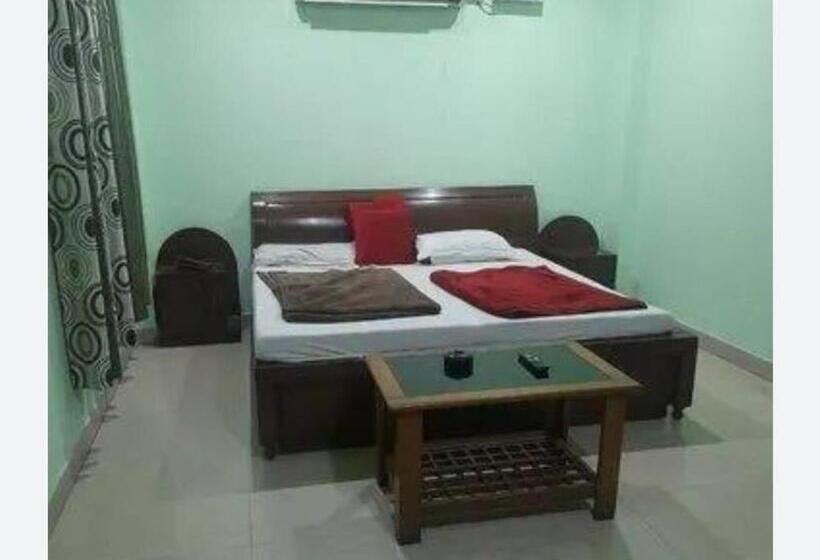 酒店 Viram Pure Veg