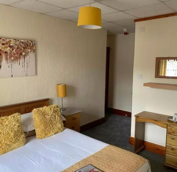 Majatalo Evanescent Bar And Rooms