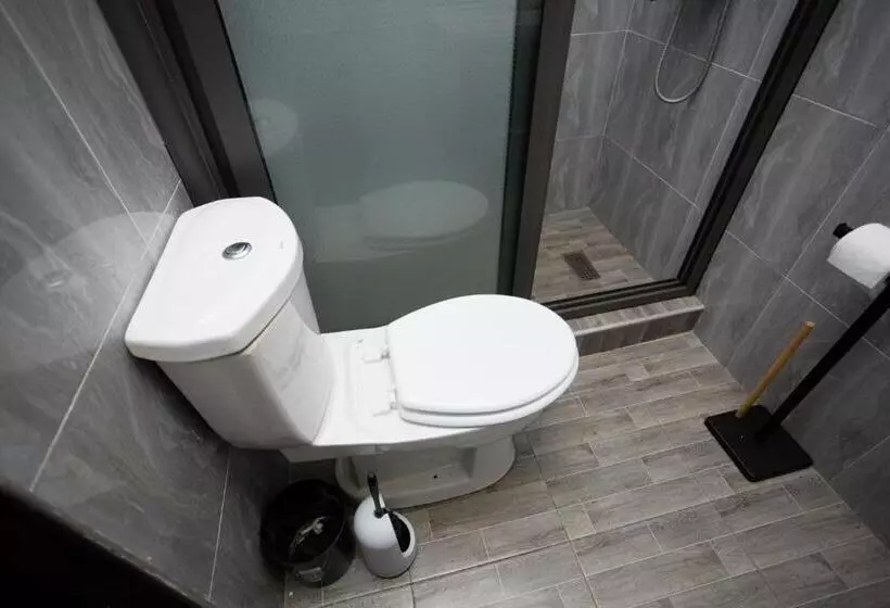 ペンション Lc Lodge & Event Centre