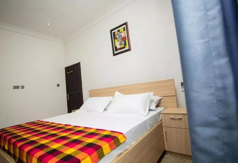 ペンション Lc Lodge & Event Centre