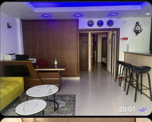 پانسیون Holday House