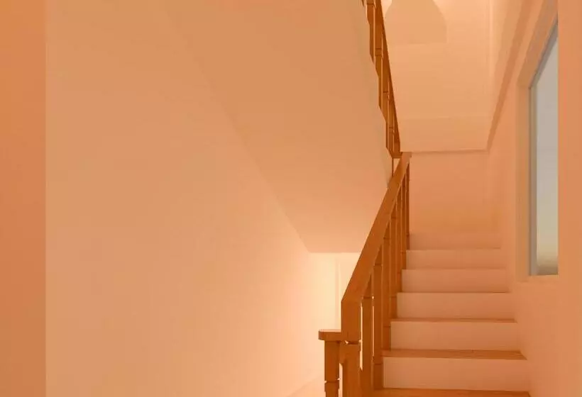 پانسیون Pavona Maldives