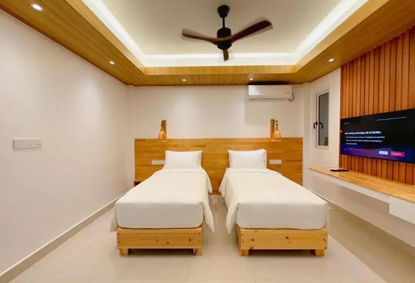 پانسیون Pavona Maldives