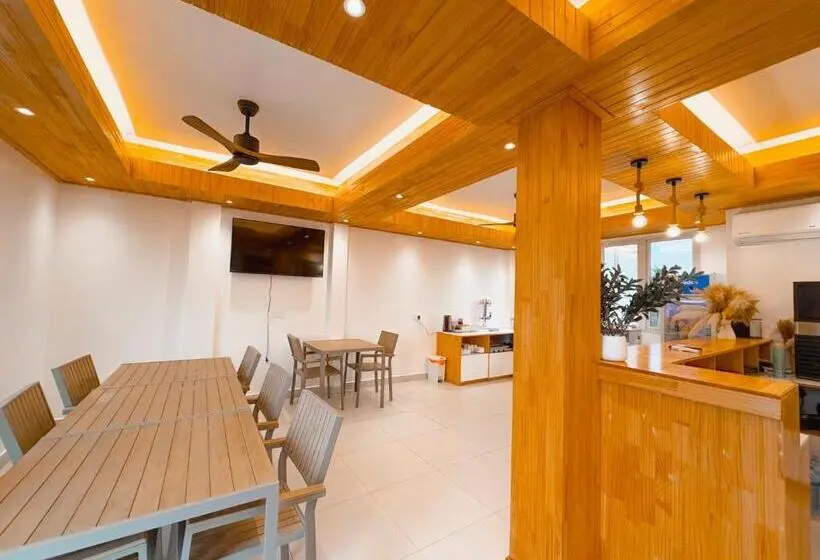 پانسیون Pavona Maldives
