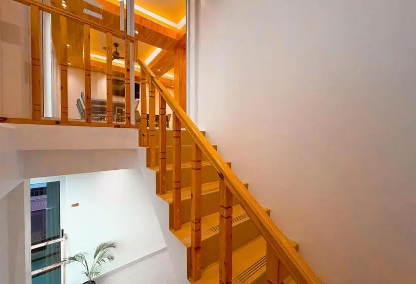 پانسیون Pavona Maldives