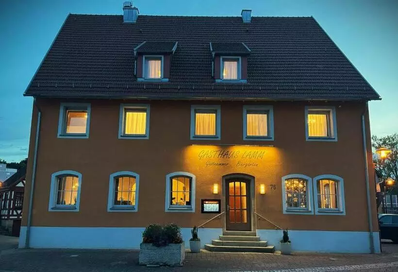 ユースホステル Gasthaus Lamm