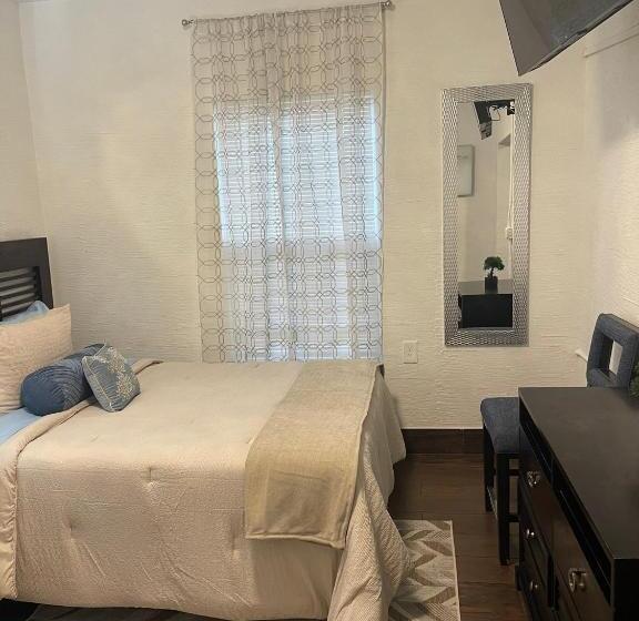 فندق صغير Radiant Retreat #7