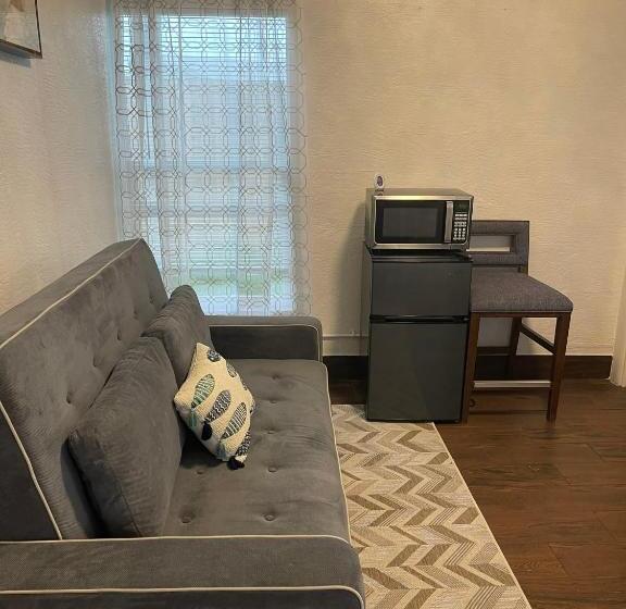 فندق صغير Radiant Retreat #7