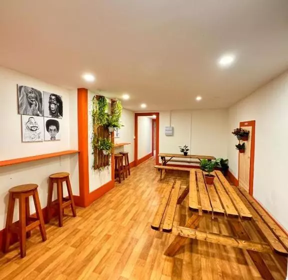 هاستل Samba Guesthouse