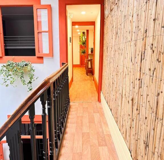 هاستل Samba Guesthouse