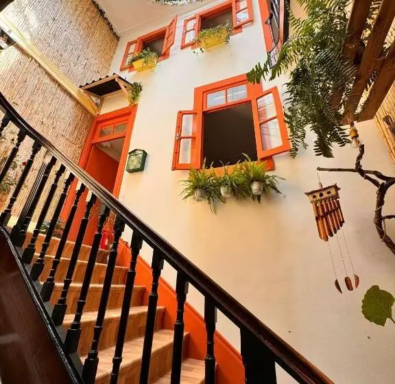 هاستل Samba Guesthouse