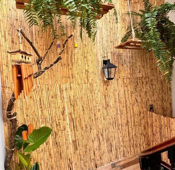 هاستل Samba Guesthouse