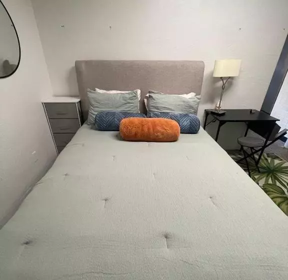 ユースホステル The Penthouse