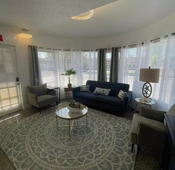 ユースホステル The Penthouse