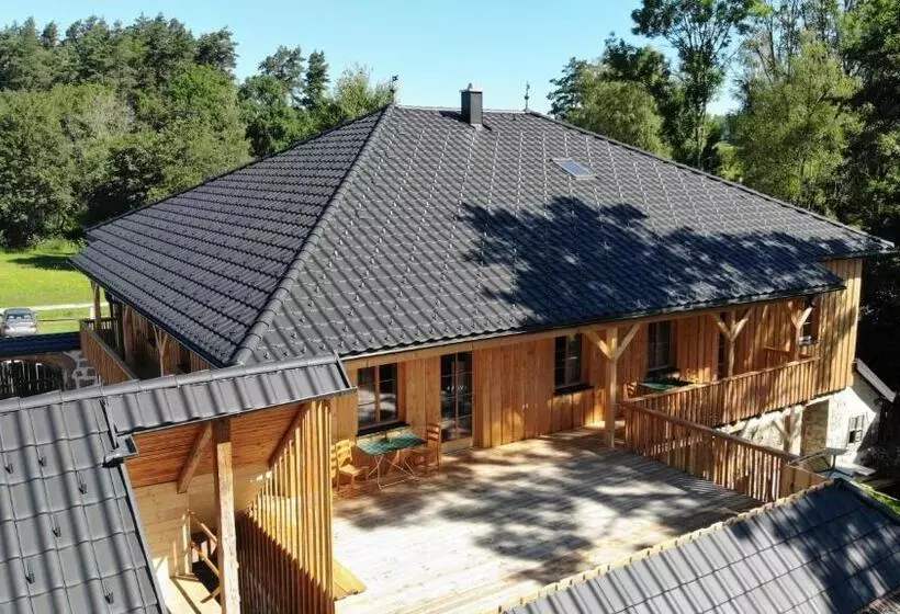 Aamiaismajoitus (B&B) Bio Hof Lexmühle