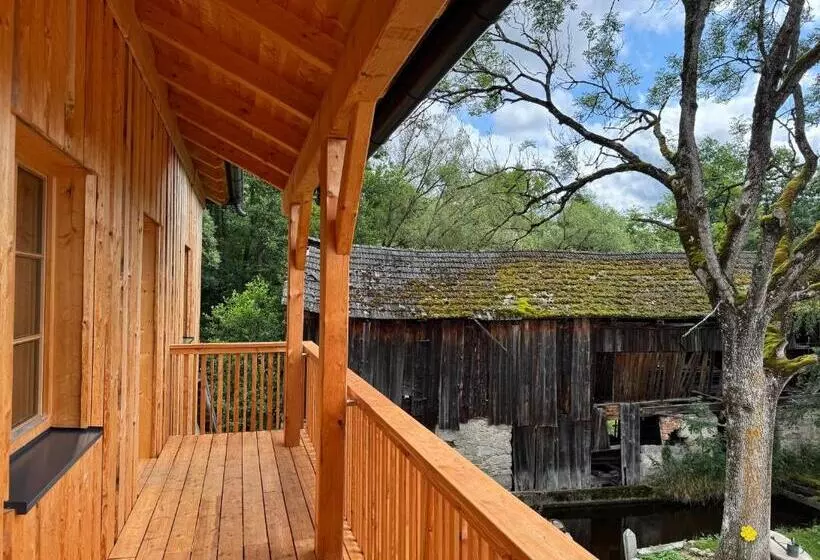 Aamiaismajoitus (B&B) Bio Hof Lexmühle