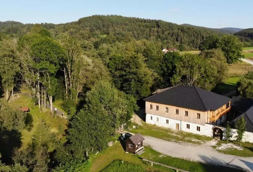 Aamiaismajoitus (B&B) Bio Hof Lexmühle