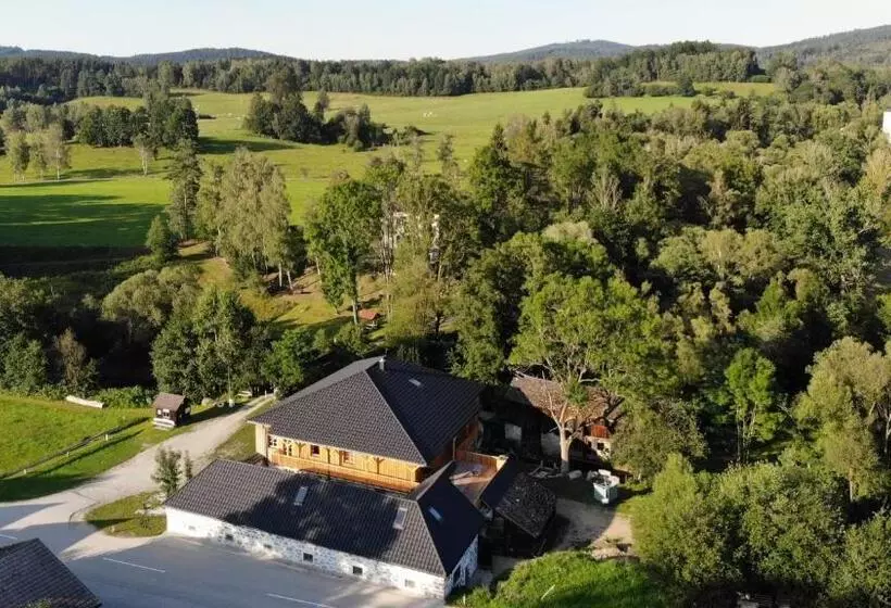 Aamiaismajoitus (B&B) Bio Hof Lexmühle