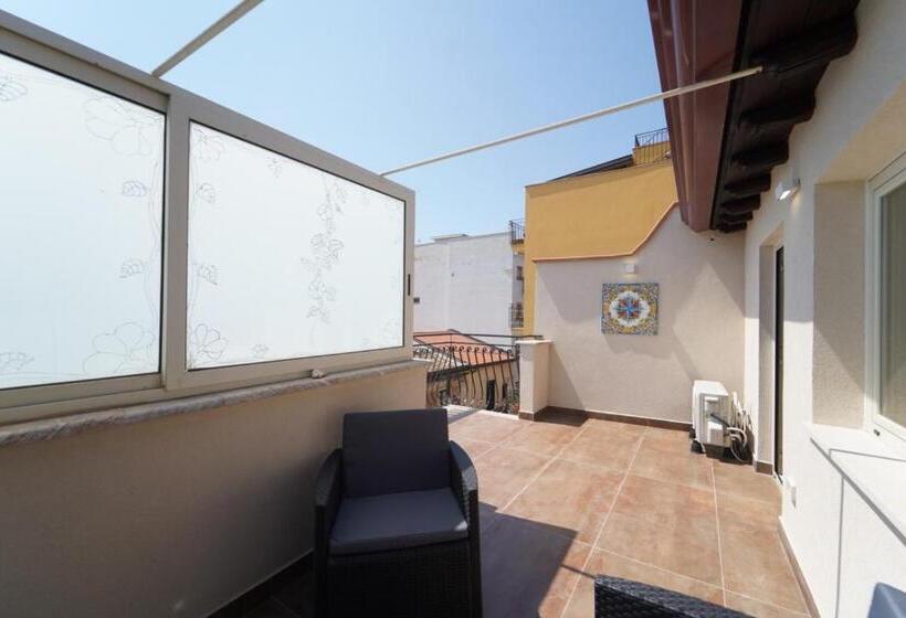 ベッドアンドブレックファースト Giardini Inn Arte