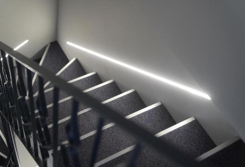 ベッドアンドブレックファースト Giardini Inn Arte