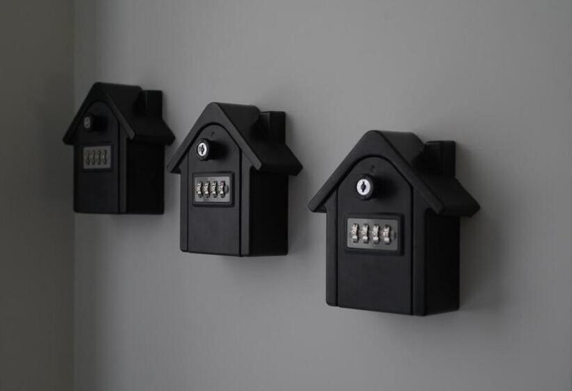 ベッドアンドブレックファースト Giardini Inn Arte