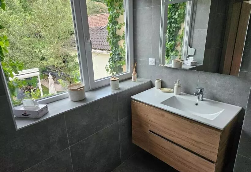 ベッドアンドブレックファースト Les 2 Gros