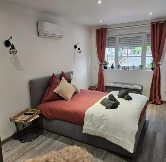 ベッドアンドブレックファースト Les 2 Gros