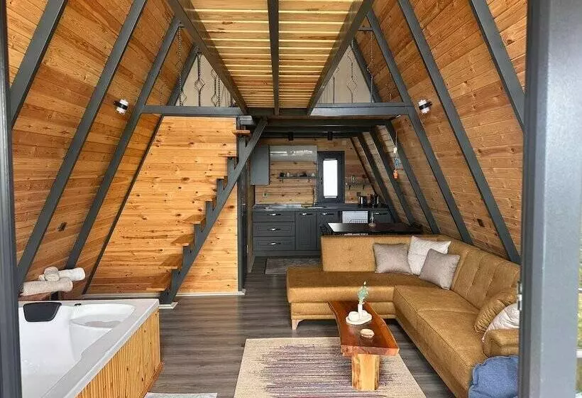 Hotelli çicek Bungalov