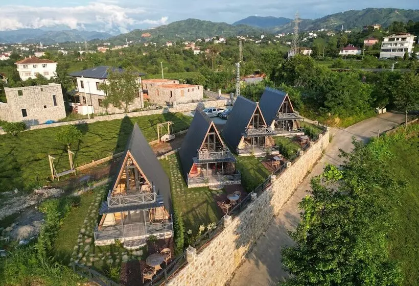 Hotelli çicek Bungalov