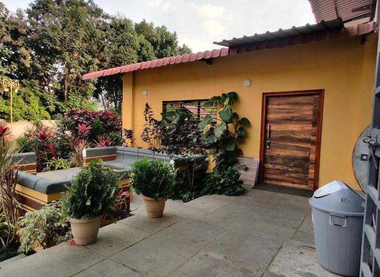 בית מלון כפרי Kashmir Farmhouse   Hyderabad