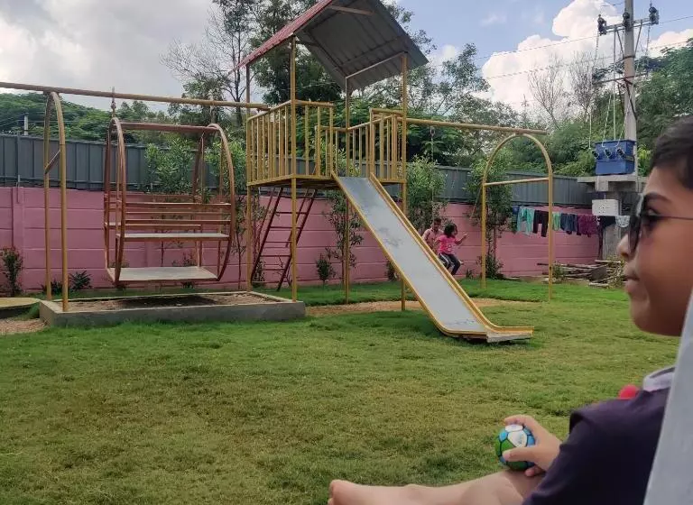 ホテル Kashmir Farmhouse   Hyderabad