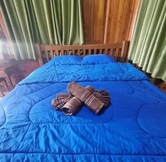 Hotelli Metathsana Resort