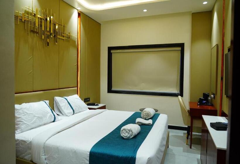 호텔 Shreyas Grand Ananthapuramu