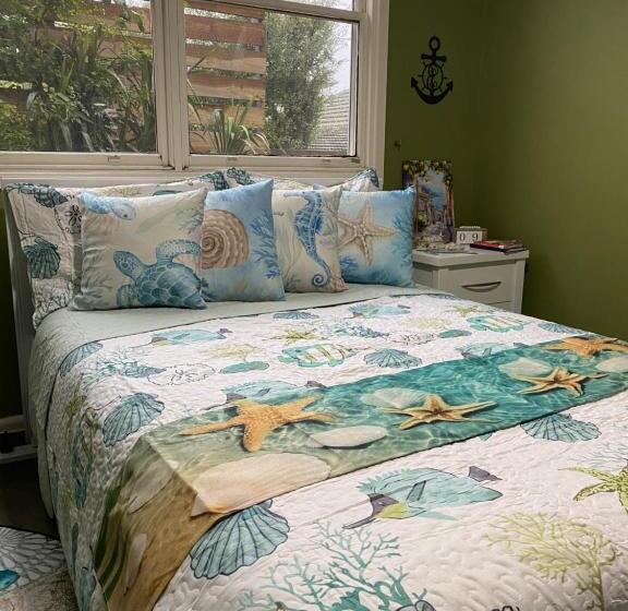 פנסיון Balcombe Retreat Mornington