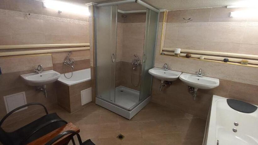 بنسيون Dumanova House