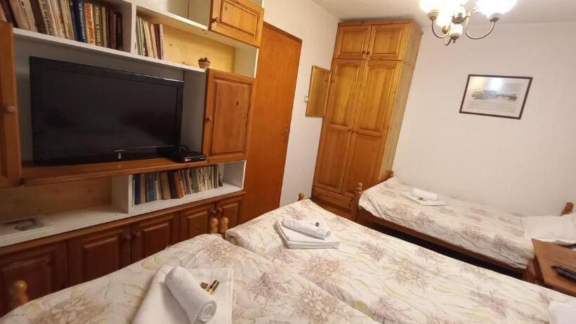 بنسيون Dumanova House