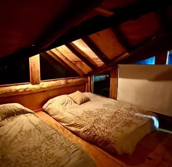 ペンション Hostal Teotlaneztli