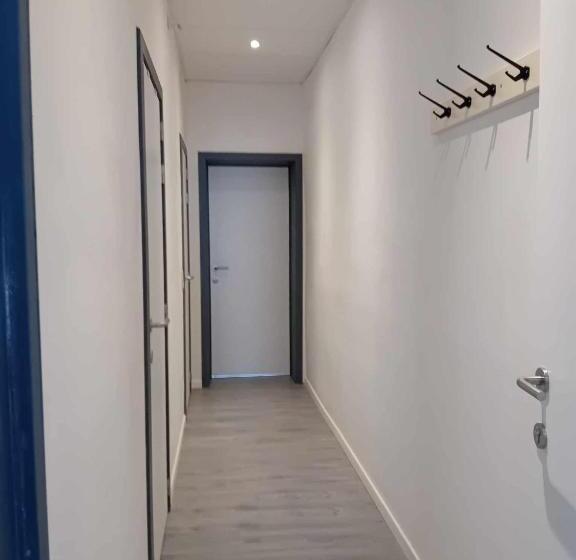 פנסיון Leuze Escale