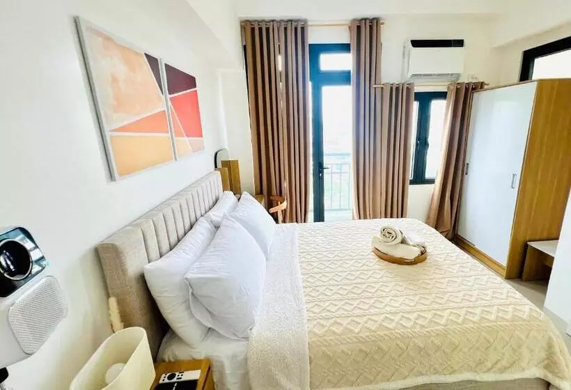 Raya Staycation Harbour Park Residences