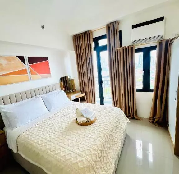 Raya Staycation Harbour Park Residences