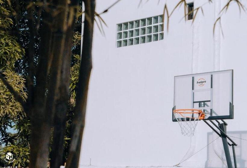 Hostel Bridgeview Residences