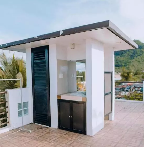 ユースホステル Bridgeview Residences