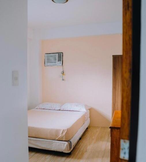 Hostel Bridgeview Residences