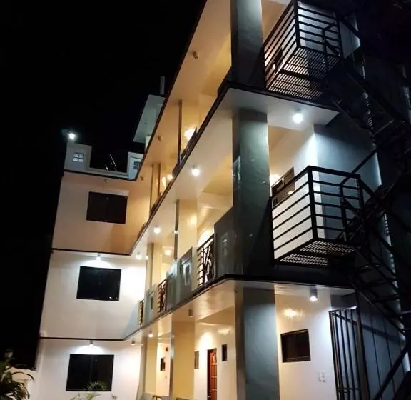 ユースホステル Bridgeview Residences